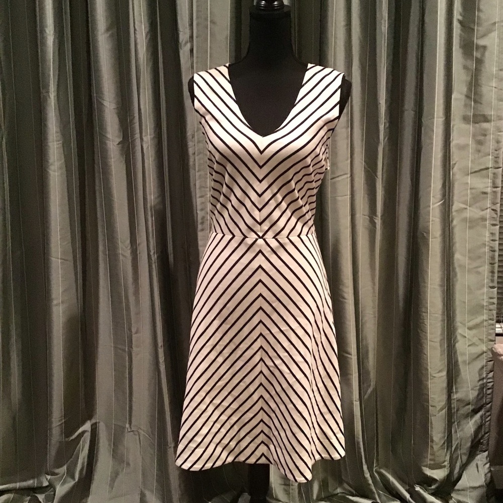 BANANA REPUBLIC White Striped A-line Dress